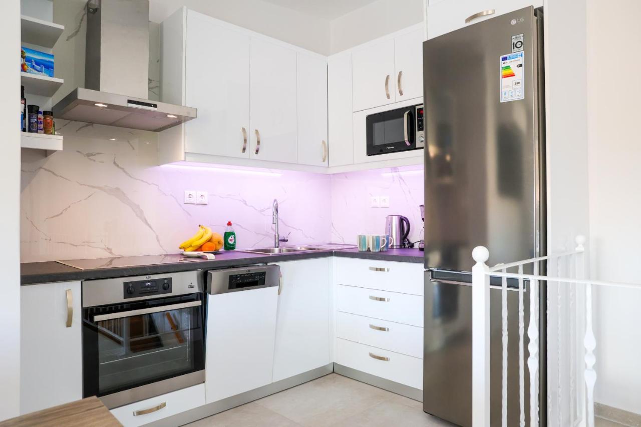 Axs First Floor Apartment Aegina Town Exteriör bild